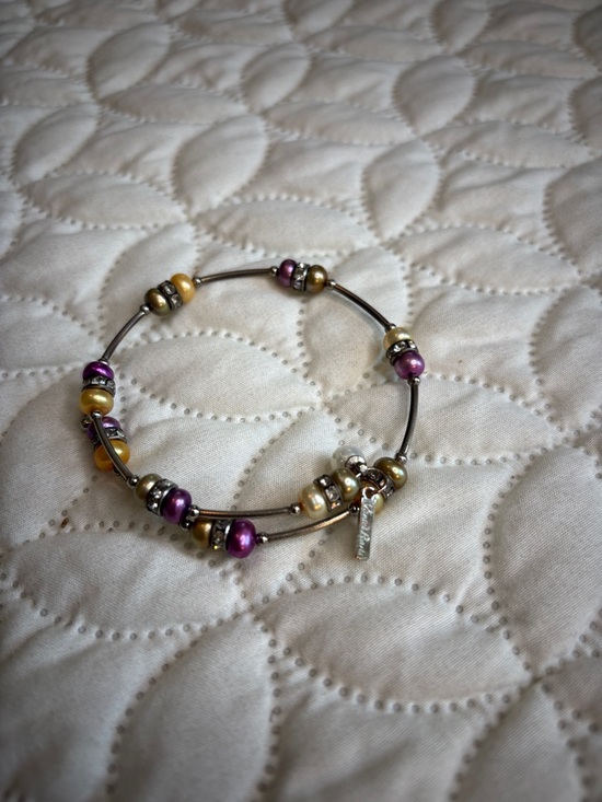Vantel Pearls Purple and Gold Freshwater Pearls and Silver Tone Bracelet - Picture 3 of 6